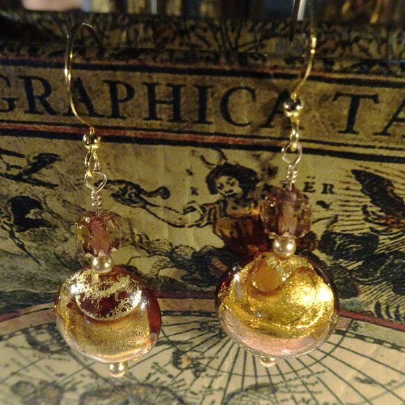 Handmade artisanal earrings made from Murano gold foil lentils - Picture 6 of 8